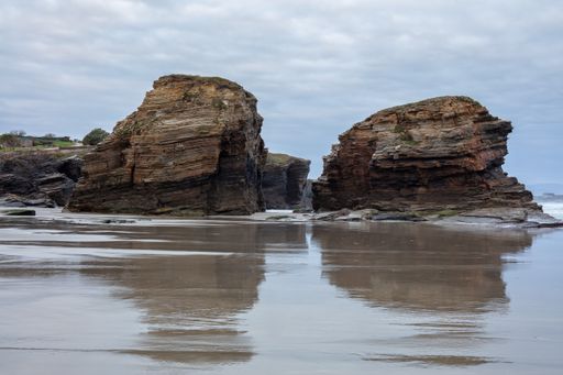 A beautiful shot of the cliffs and the ocean near the Las Catedrales Beach in Galicia, Spain