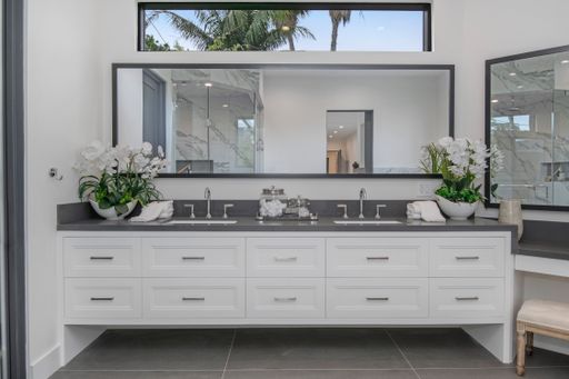 A bathroom in a modern new construction home in Los Angeles