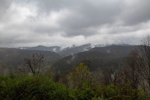 A mesmerizing view of West Virginia mountains with patchy fog