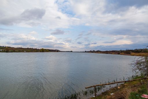 A beautiful shot of Jarkovci lake in Serbia