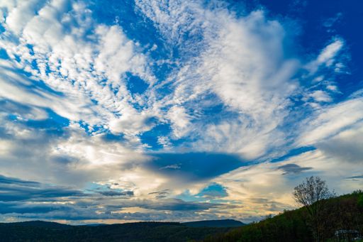 A scenic view of the sunset sky in Maryland in USAS.