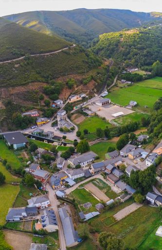 A vertical high angle view of houses in the mountains of Balboa, El Bierzo, Leon, Spain