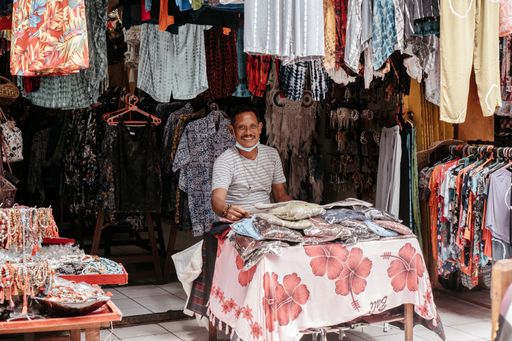 Seller waiting for a buyer at Ubud art market