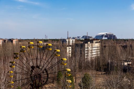 Ferris wheel sits rusting in the abandoned and radioactive city of Pripyat, Chernobyl