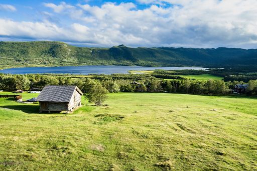 A scenic small village along the Oslo-Bergen railway surrounded by the beautiful natural landscape of southern Norway