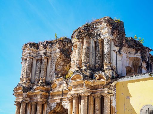 Detail of Nuestra Sra. del Carmen church facade, with its baroque style columns and ornaments.