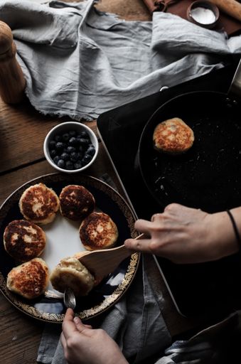 A vertical shot of a process of making delicious pastry on a pan