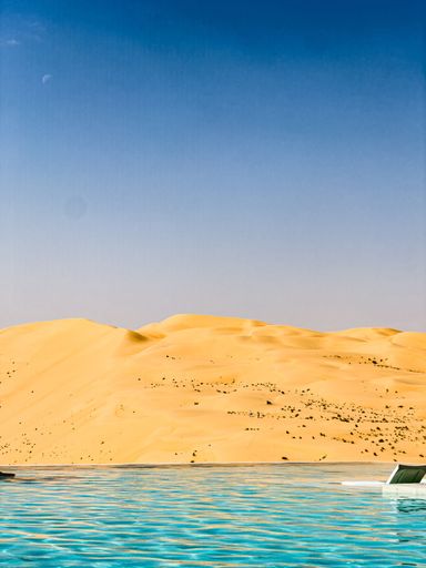 Qasr Al Sarab by Anantara is a luxury desert resort situated in the the Empty Quarter, the worlds largest sand desert on the outskirts of Abu Dhabi
