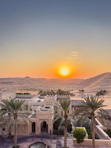 Qasr Al Sarab by Anantara is a luxury desert resort situated in the the Empty Quarter, the worlds largest sand desert on the outskirts of Abu Dhabi