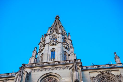 A low angle shot of the Cathedral of Constance city against a clear blue sky