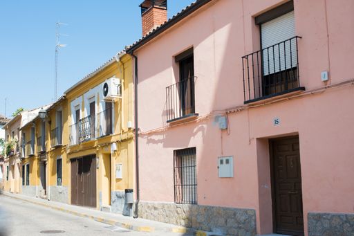 A closeup shot of a street in Talavera de la Reina, Spain on a  Sunny day