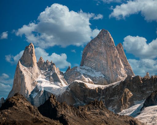 Beautiful view of Mount Fitz Roy, with the sky full of clouds.