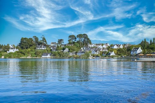 Brittany, Ile aux Moines island in the Morbihan gulf, the typical harbor and old houses in the village