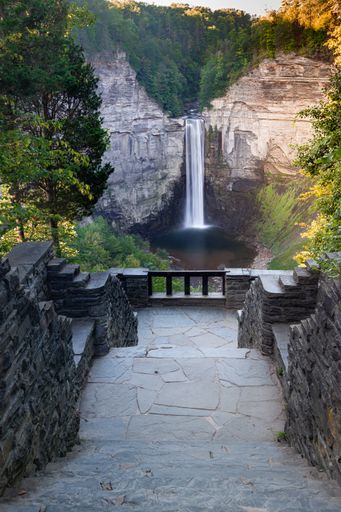 A beautiful view of the Taughannock Falls in the USA