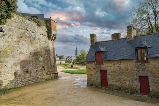 Vannes, wash house in the ramparts garden