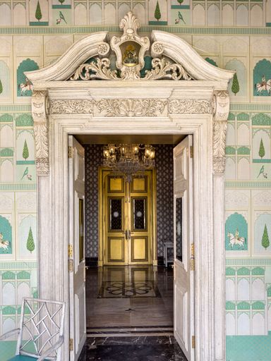 Rajmahal Palace is an opulent heritage residence turned luxury hotel located at the heart of Jaipur, a UNESCO World Heritage Site.