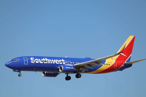 Southwest Airlines Boeing 737-800 lands at San Jose airport from Boise