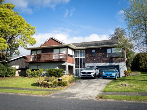 View of suburban house in Farm Cove. Auckland, New Zealand - September 25, 2021
