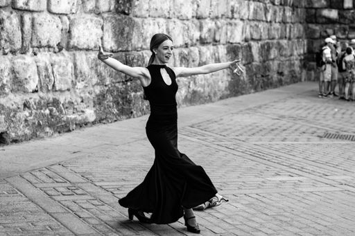 Flamenco woman in the middle of Sevilla