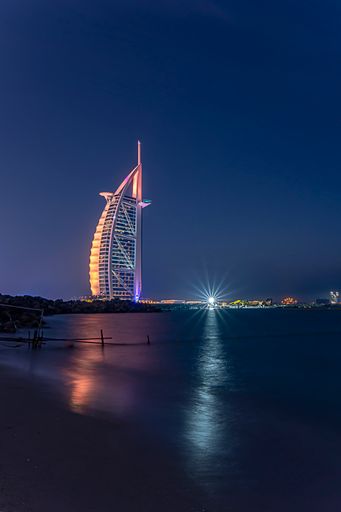 Burj Al Arab - The Worlds Only 7 Star Hotel