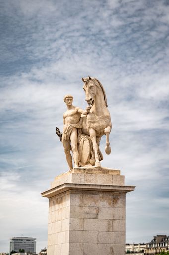 Statue on Trocadero Bridge with Eiffel Tower in the background, Paris