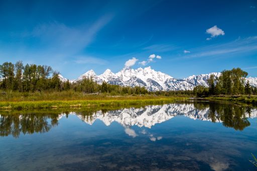 A scenic view of the "Snake River Overlook" and Grand Teton in Yellowstone National Park, Wyoming
