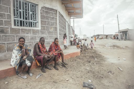 The wonderful local people of Kenya. Photos of Masai people and people from the Mombasa area on the coast