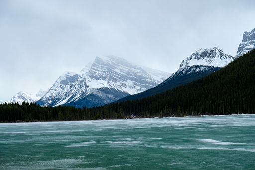 A beautiful image of the Banff National Park in Alberta, Canada; mountainous view