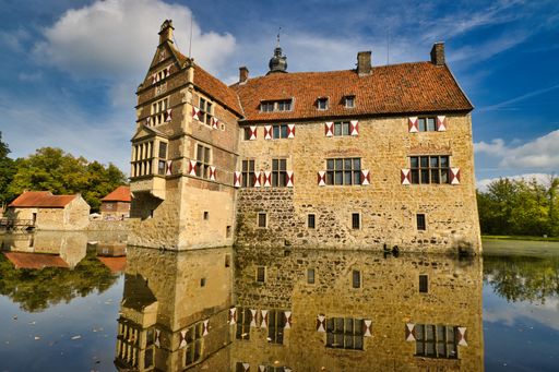 A beautiful shot of the Museum Burg Vischerting in Germany