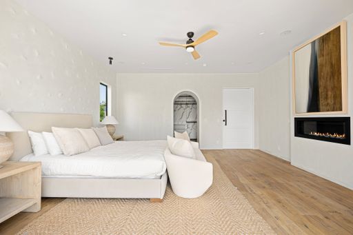 Elegant modern home featuring open-concept design, high-end finishes, and expansive indoor-outdoor spaces
