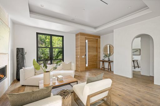 Elegant modern home featuring open-concept design, high-end finishes, and expansive indoor-outdoor spaces