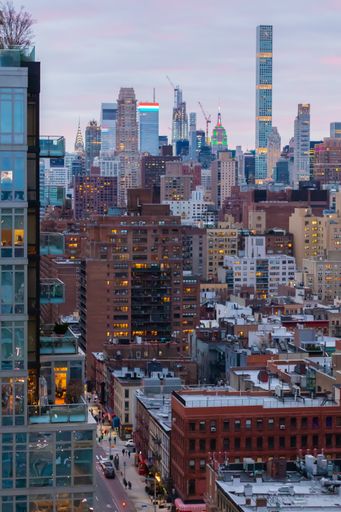 An amazing view of the New-York cityscape on a beautiful sunrise background