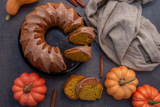 A delicious pumpkin bundt cake on the table