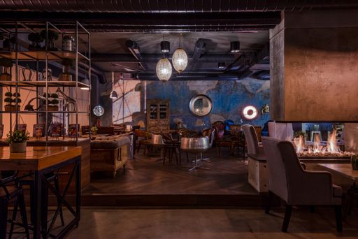A beautiful vintage interior design of a cafe