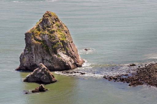 View of the islets and rocks at Horse Shoe Bay near the Golden Gate bridge in San Francisco