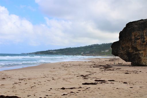 A mesmerizing view of a beautiful seascape in Barbados