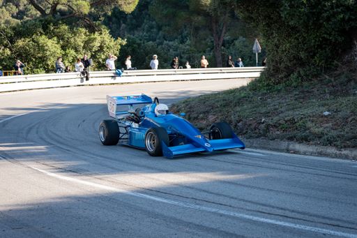 A Formula Renault in the Rally hill climb in Sant Feliu Codines
