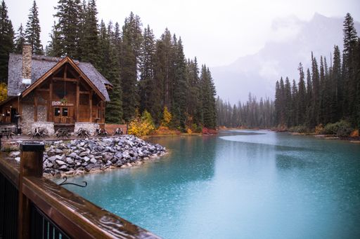 A landscape of the Emerald Lake surrounded by hills in Yoho National Park in Canada