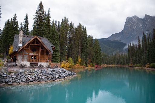 A landscape of the Emerald Lake surrounded by hills in Yoho National Park in Canada