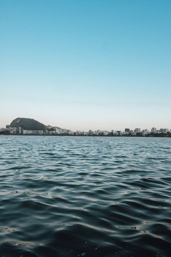 A vertical shot of the Rodrigo de Freitas lagoon in Rio