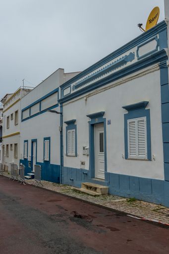 Albufeira, Portugal - December 29, 2021, Cloudy December morning in the old town of Albufeira