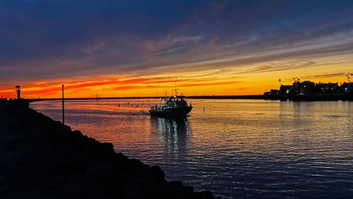 Colorful sunset in winter in Los Angeles, CA