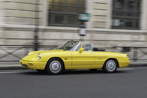 Alfa Romeo Spider in the street