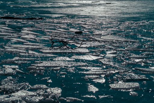 The frozen Suttle Lake in Eastern Oregon