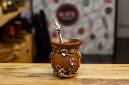 A selective focus shot of an alcoholic beverage