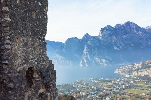 A beautiful shot of the houses in north Italy surrounded by mountains