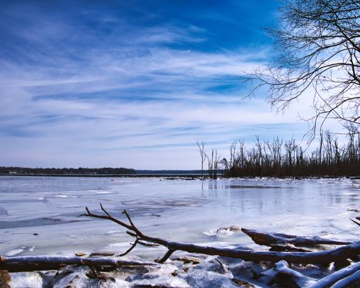 The beautiful view of the frozen Potomac River from Alexandria, VA