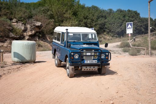 The Land Rover Santana Series III in Blue