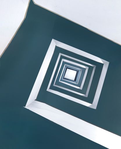 A beautiful square endless spiral pattern