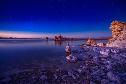 a photo of seashore in evening enviorment